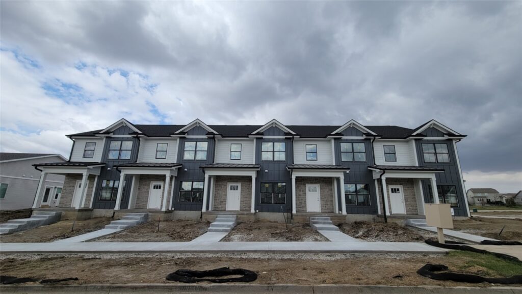 New Gladiator move in ready homes for sale at 2022 S Warrior Ln, Waukee, IA