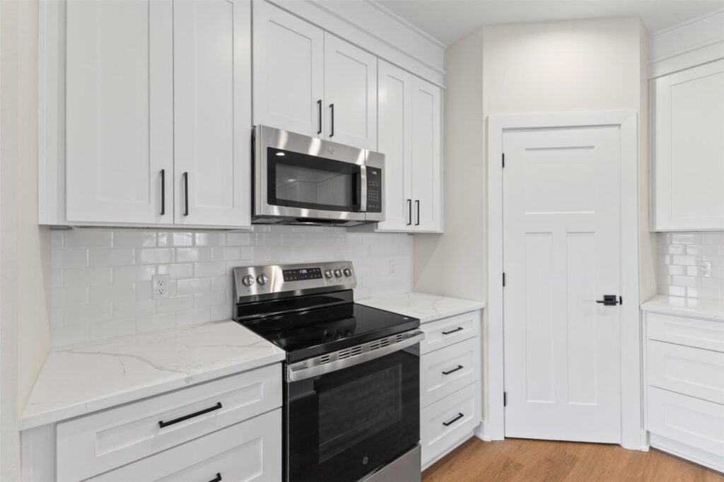 New Gladiator move in ready homes for sale at 2022 S Warrior Ln, Waukee, IA