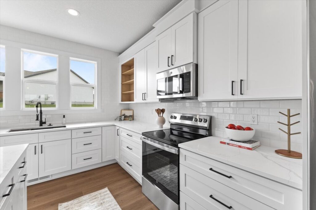 1632 20th AVE SE (8)