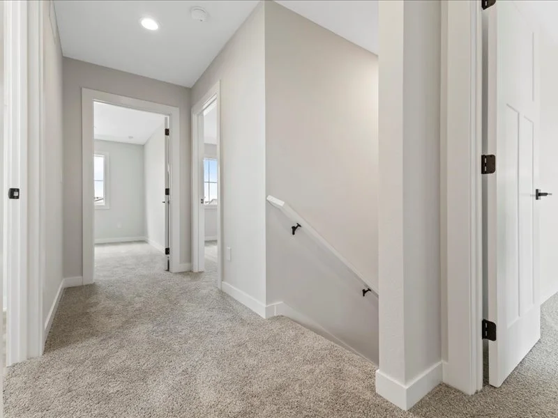 1726 Tuscany Dr SE, bed room corner view - Gladiator Homes - Affordable and Quality Housing in Des Moines, Ankeny, iowa_best home builders in ankeny, iowa 01