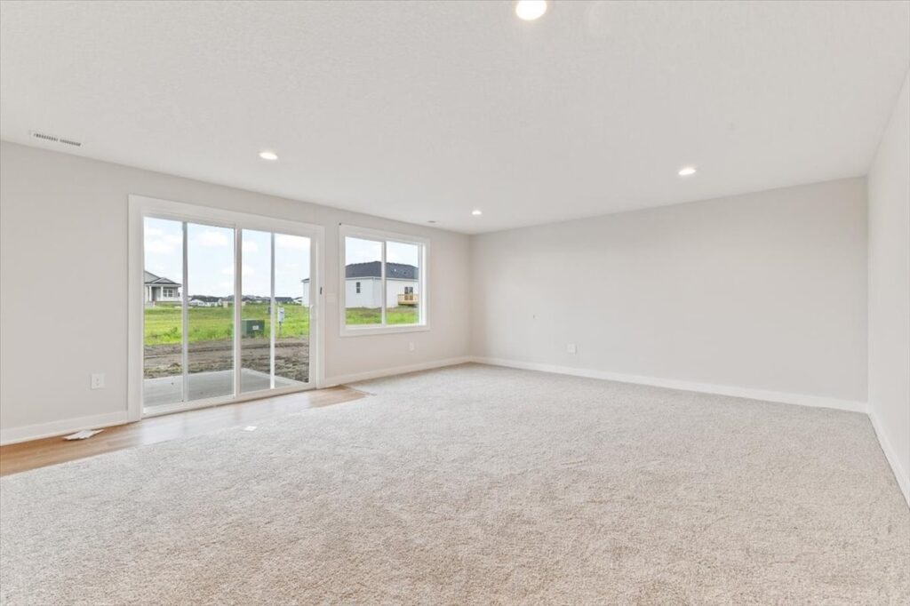 625 NW Georgetown Dr in Waukee, IA basement