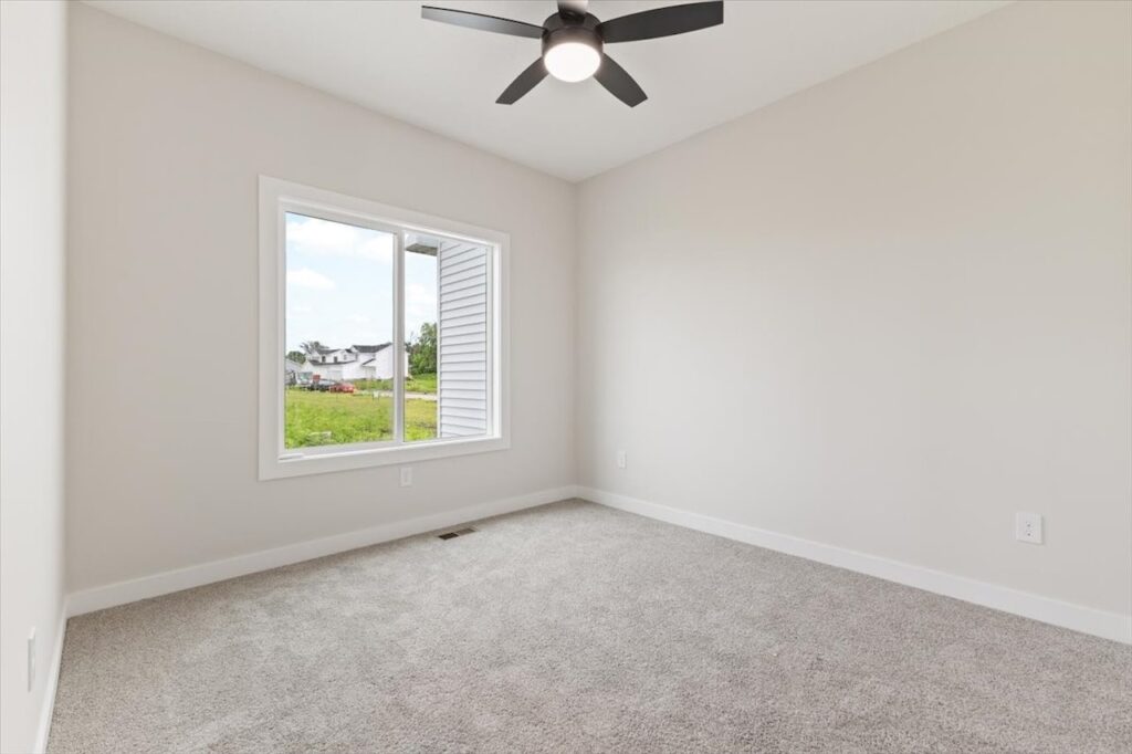 625 NW Georgetown Dr in Waukee, IA bedroom viewjpg