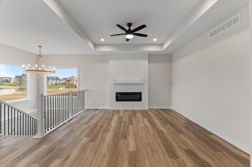 4513 NW 17th St, Ankeny, IA