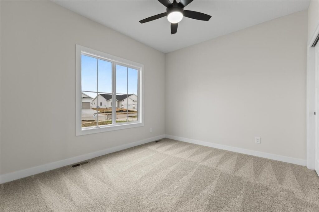 4513 NW 17th St, Ankeny, IA