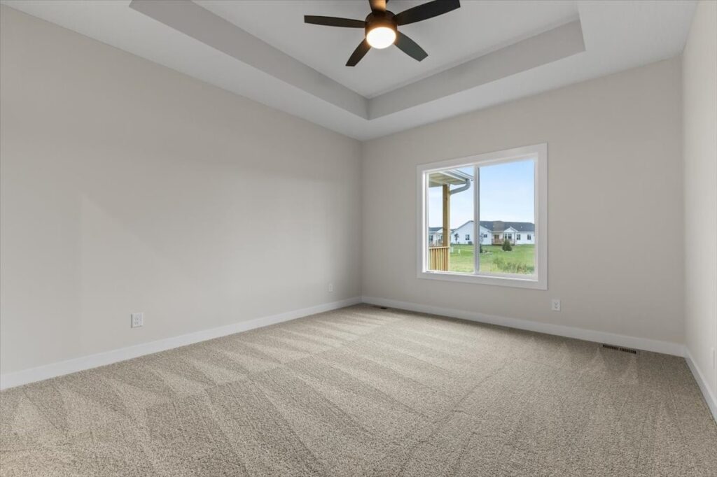 4513 NW 17th St, Ankeny, IA