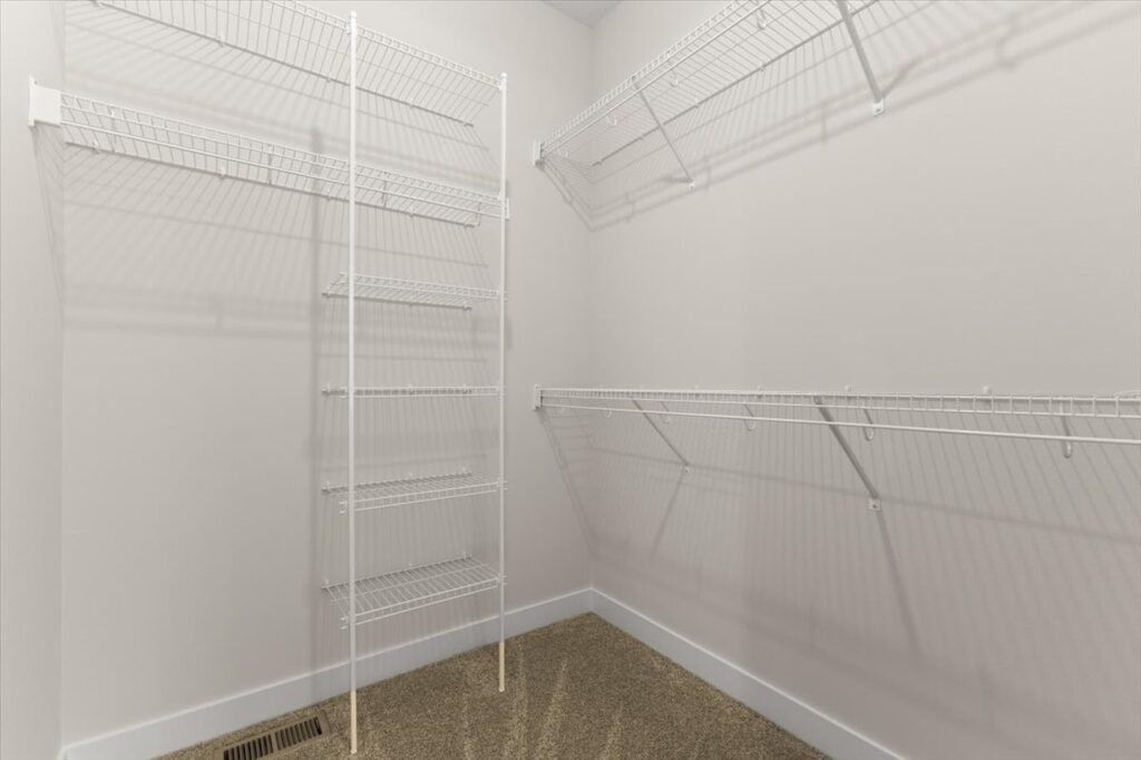 4513 NW 17th St, Ankeny, IA