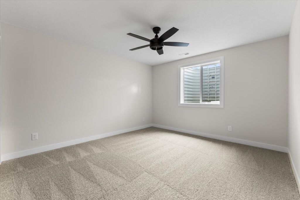 4513 NW 17th St, Ankeny, IA