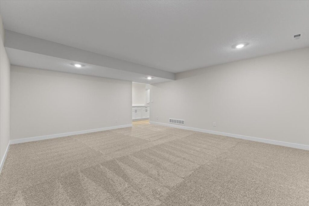 4513 NW 17th St, Ankeny, IA