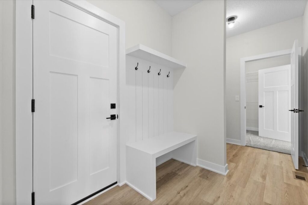 4514 NW 17th St, Ankeny, IA