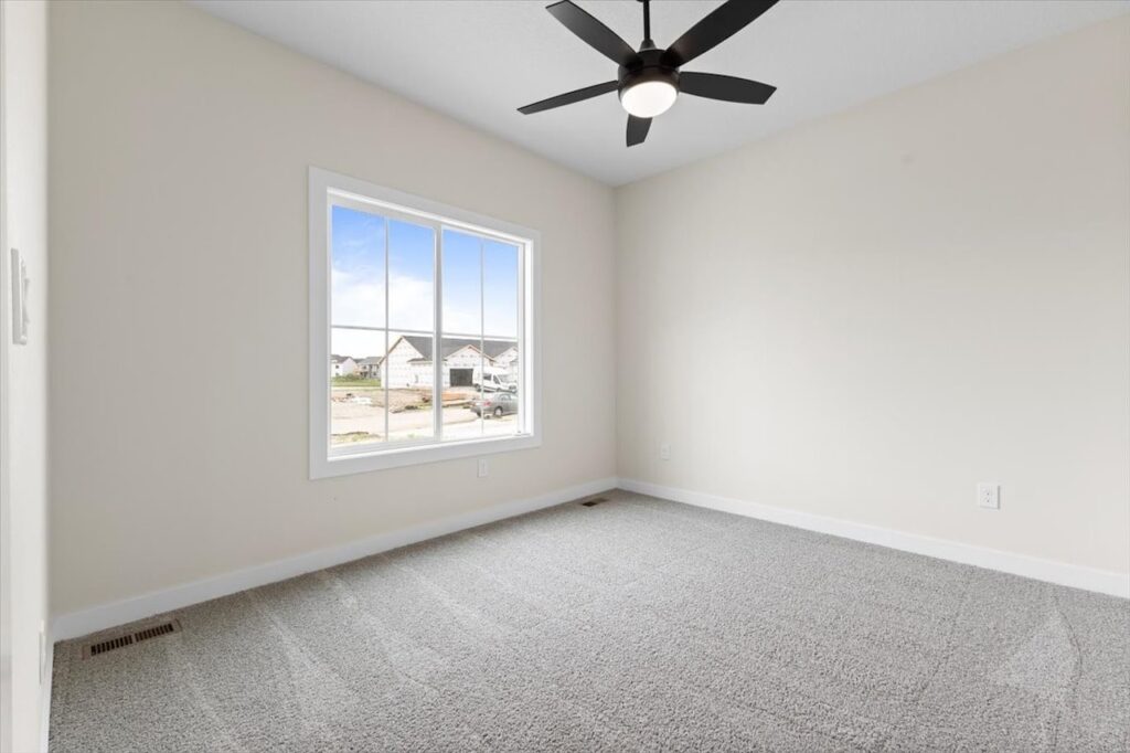 4518 NW 17th St in Ankeny, IA