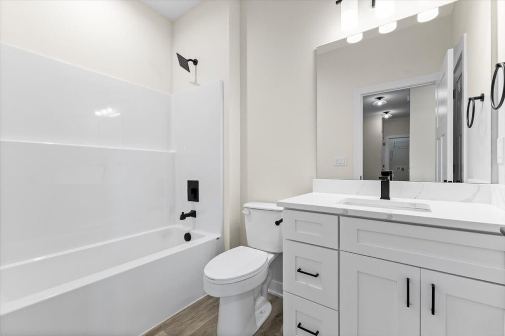 4518 NW 17th St in Ankeny, IA