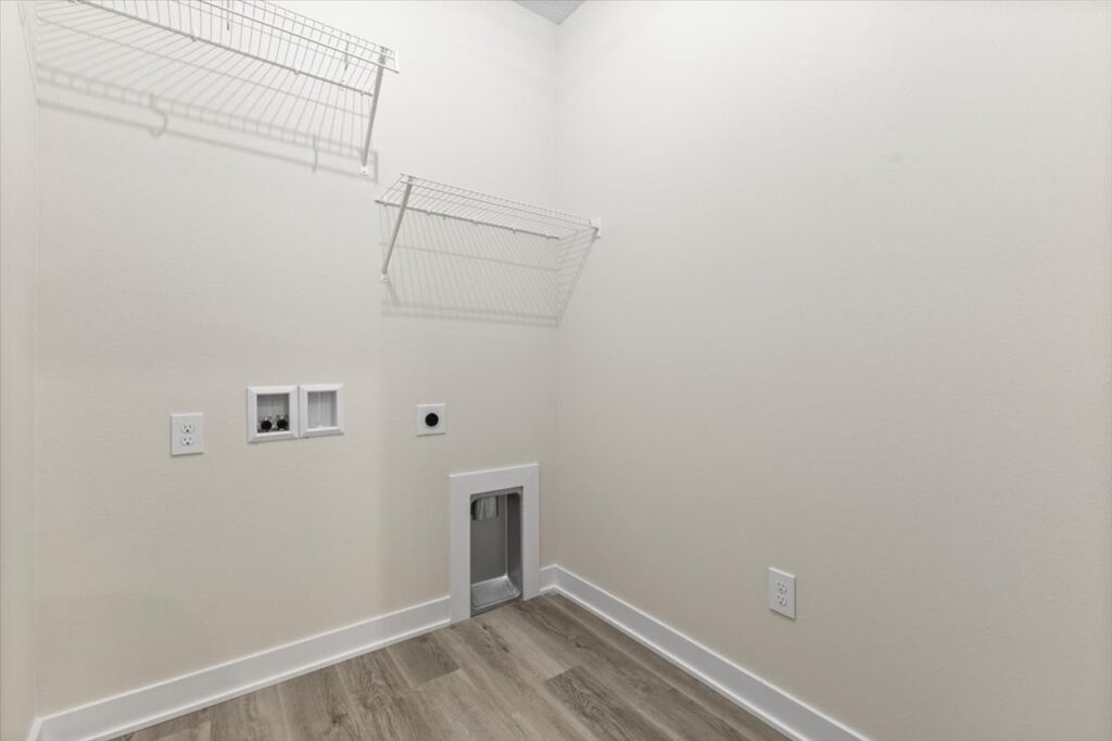 4518 NW 17th St in Ankeny, IA