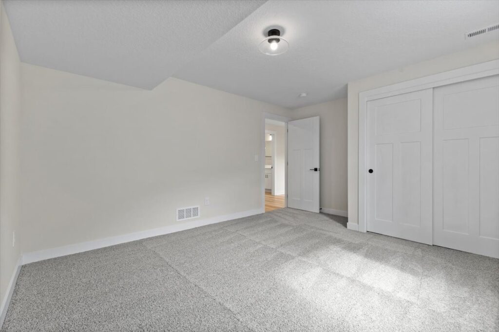 4518 NW 17th St in Ankeny, IA