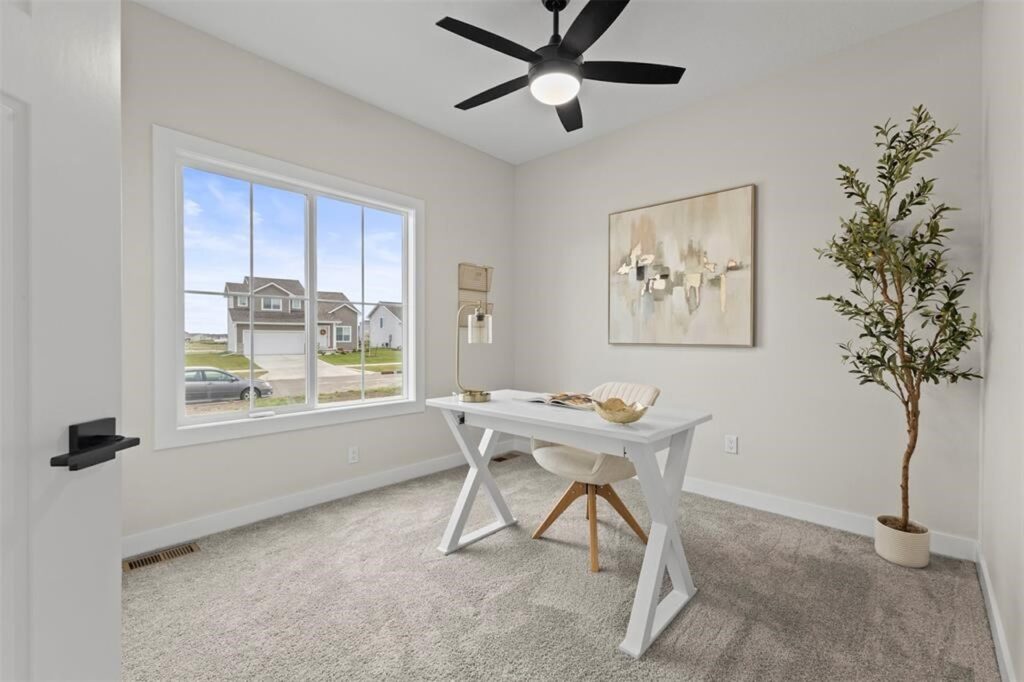 4522 NW 17th St, Ankeny, IA