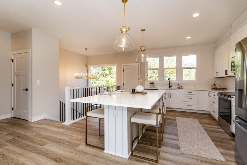 5825 Westfield Dr (18)