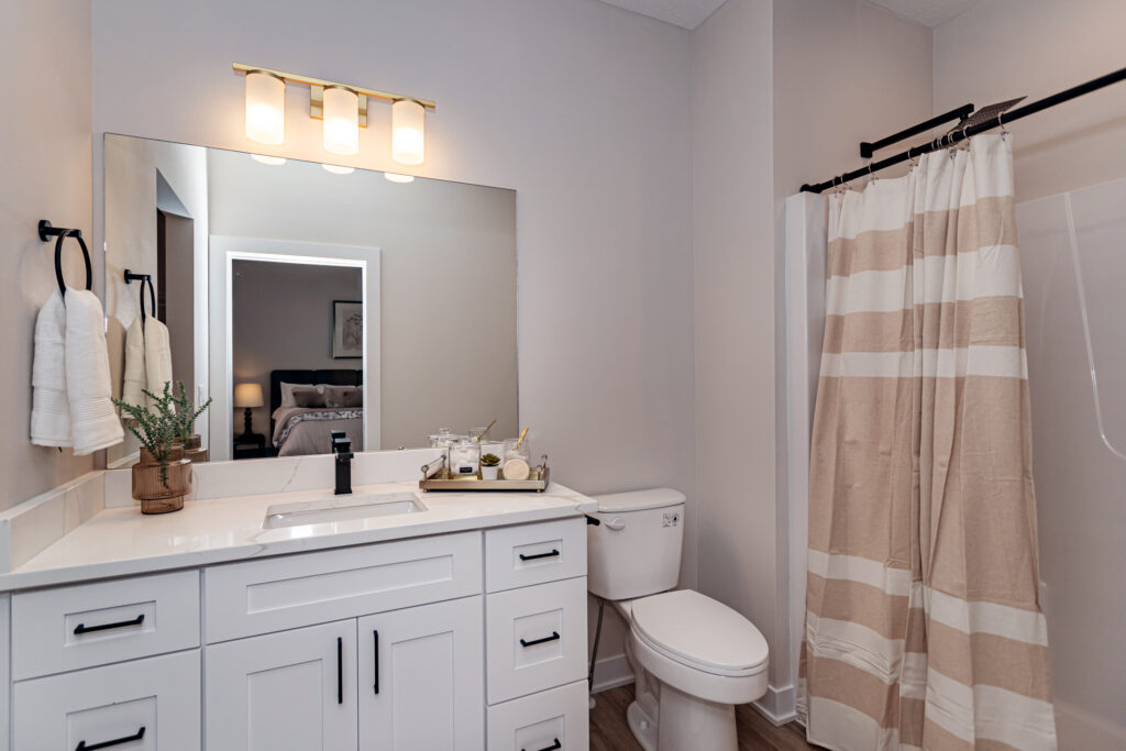 5825 Westfield Dr (23)