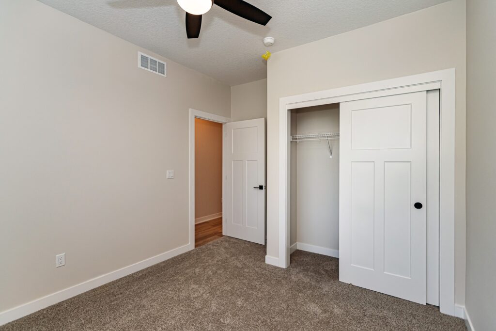 5825 Westfield Dr (25)