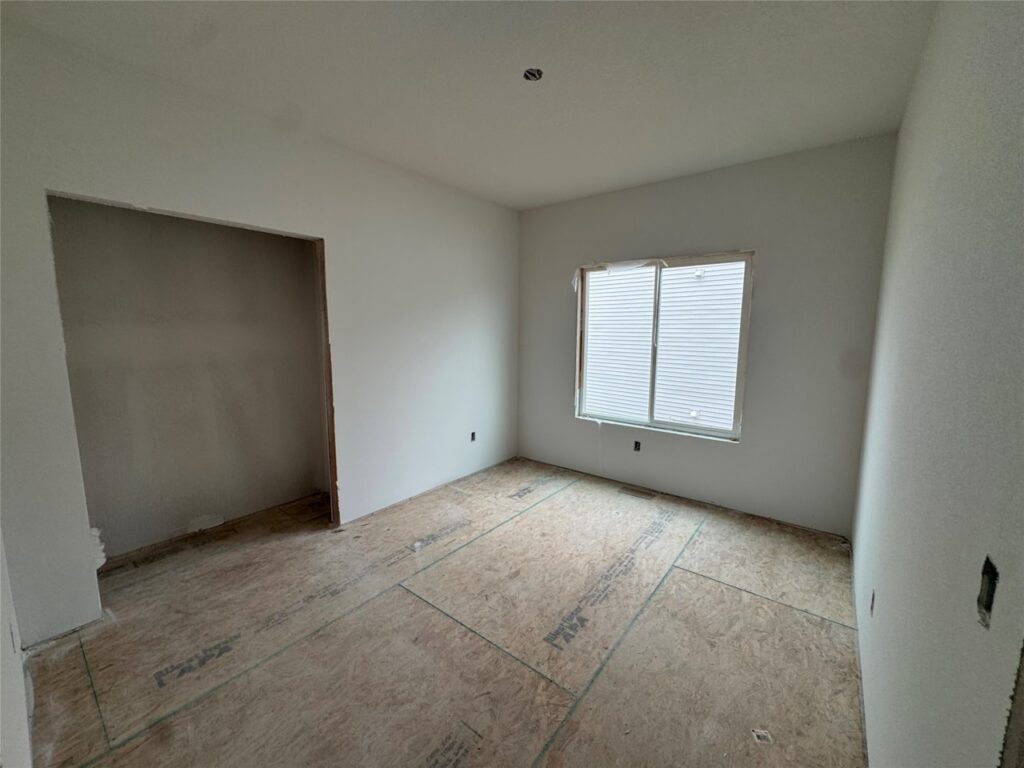 Available and Move-In Ready Homes at 1852 Tuscany Dr SE in Altoona, IA