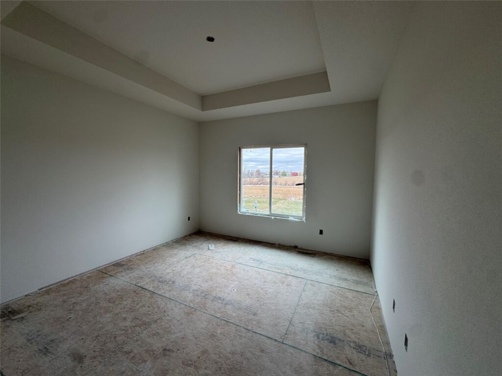 Available and Move-In Ready Homes at 1852 Tuscany Dr SE in Altoona, IA