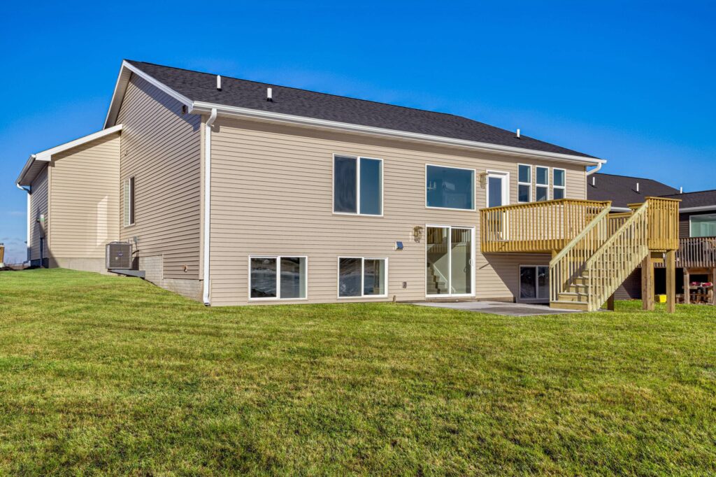 Move in Ready Homes and Available Homes for SALE Iin 806 Kingman BLVD Madrid, IA