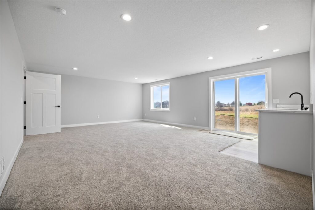 New and Available Homes for sale at 1852 Tuscany Dr SE in Altoona, IA