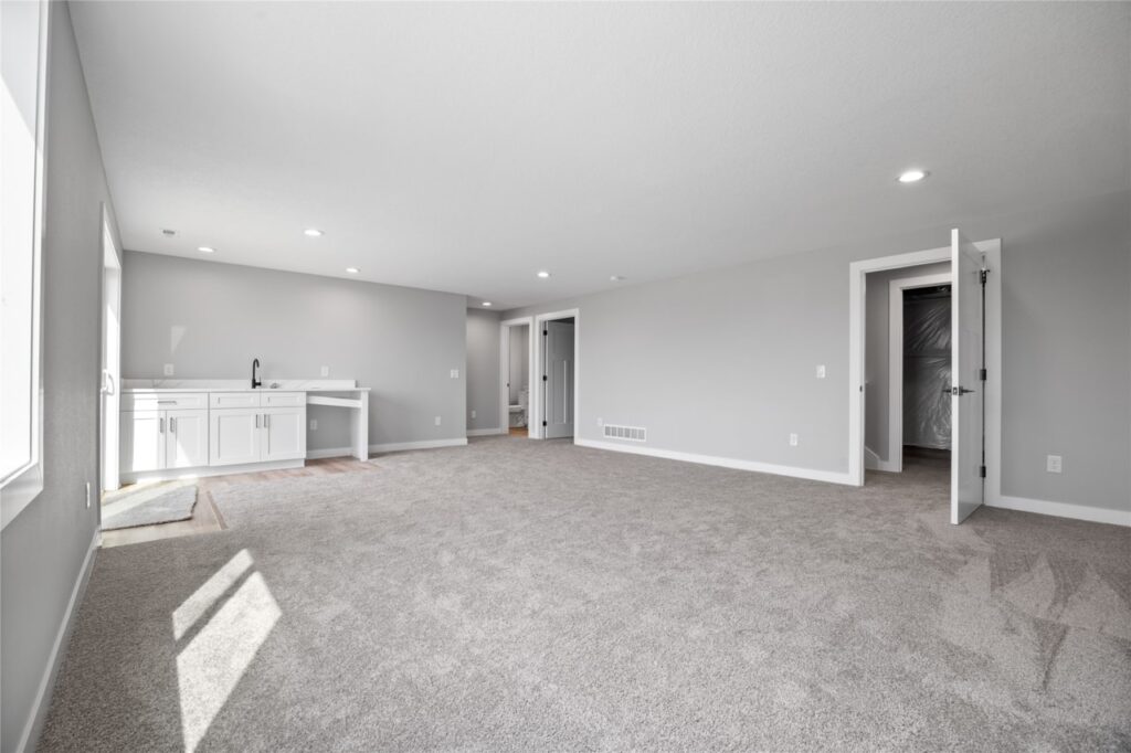 New and Available Homes for sale at 1852 Tuscany Dr SE in Altoona, IA