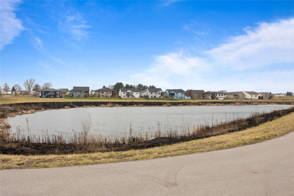 New and Available Homes for sale at 1852 Tuscany Dr SE in Altoona, IA