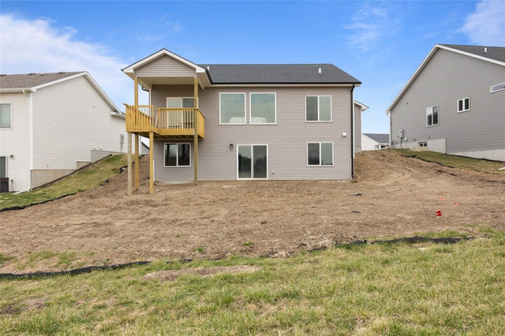 New and Available Homes for sale at 1852 Tuscany Dr SE in Altoona, IA