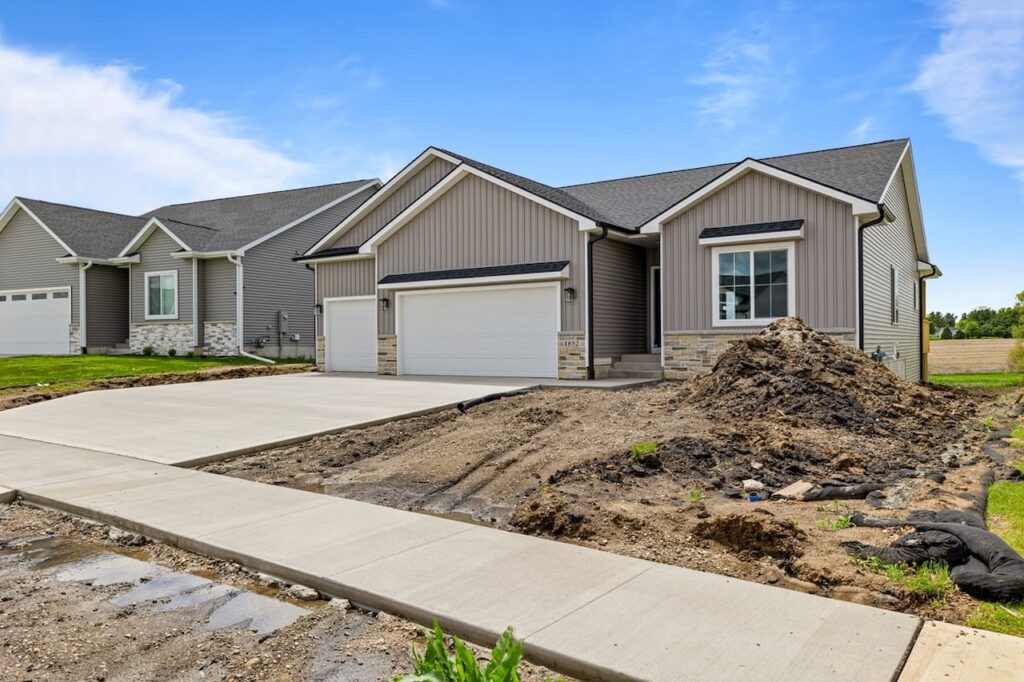 New and Available Homes for sale at 1852 Tuscany Dr SE in Altoona, IA