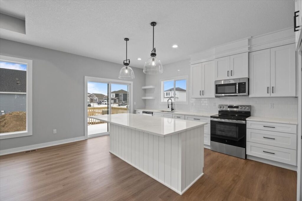 New Available and Move In Ready Homes for sale at 1530 Timber Ridge Dr in Norwalk, IA