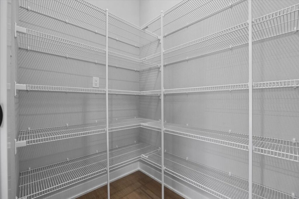 New Available and Move In Ready Homes for sale at 1530 Timber Ridge Dr in Norwalk, IA