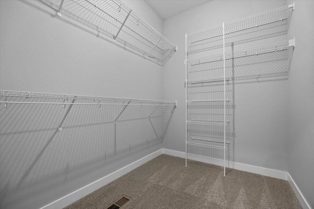 New Available and Move In Ready Homes for sale at 1530 Timber Ridge Dr in Norwalk, IA