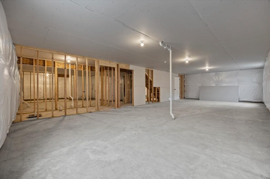 New Available and Move In Ready Homes for sale at 1530 Timber Ridge Dr in Norwalk, IA