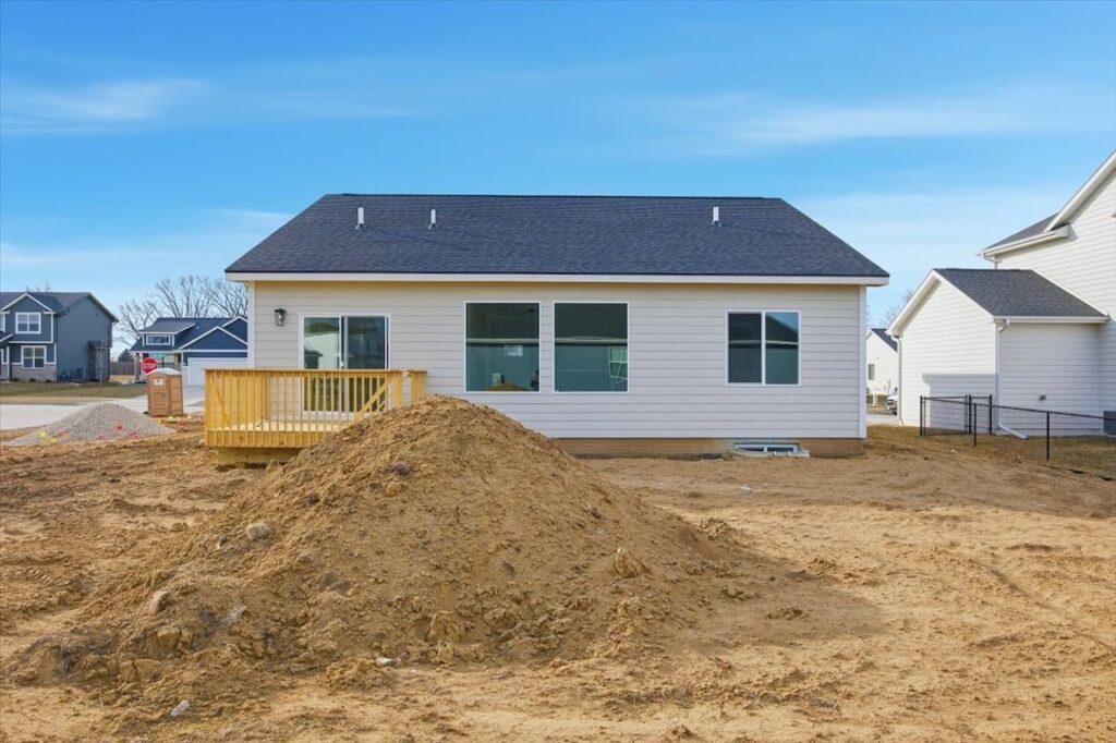 New Available and Move In Ready Homes for sale at 1530 Timber Ridge Dr in Norwalk, IA