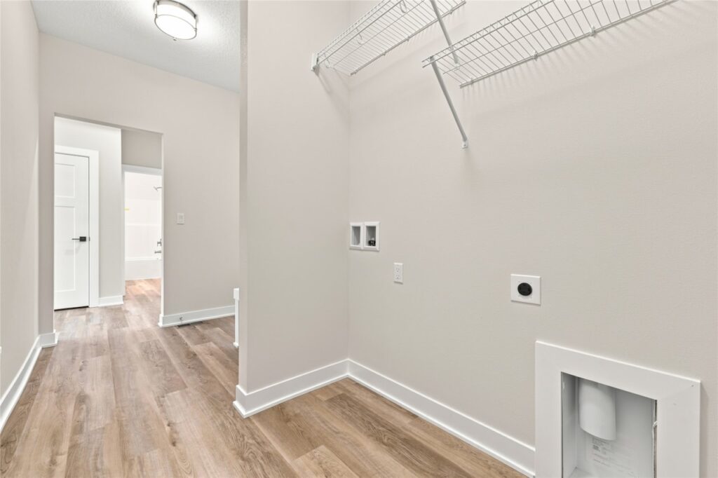 Available Homes For Sale at 580 NW Georgetown Dr in Waukee, IA