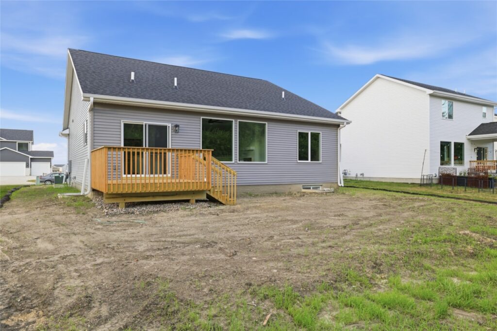 Available Homes For Sale at 580 NW Georgetown Dr in Waukee, IA