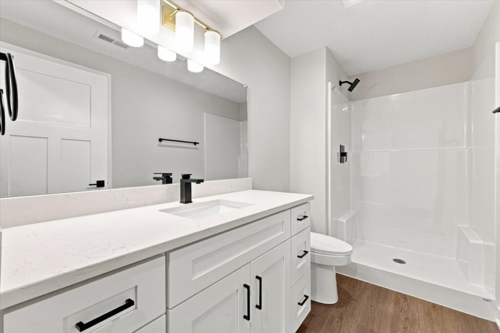 Available Homes and Move In Ready Homes for Sale at 1820 Tuscany Dr SE in Altoona, IA