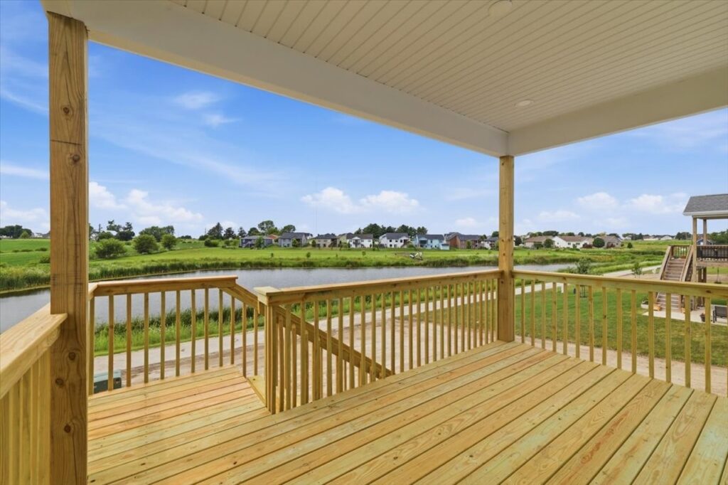 Available Homes and Move In Ready Homes for Sale at 1820 Tuscany Dr SE in Altoona, IA