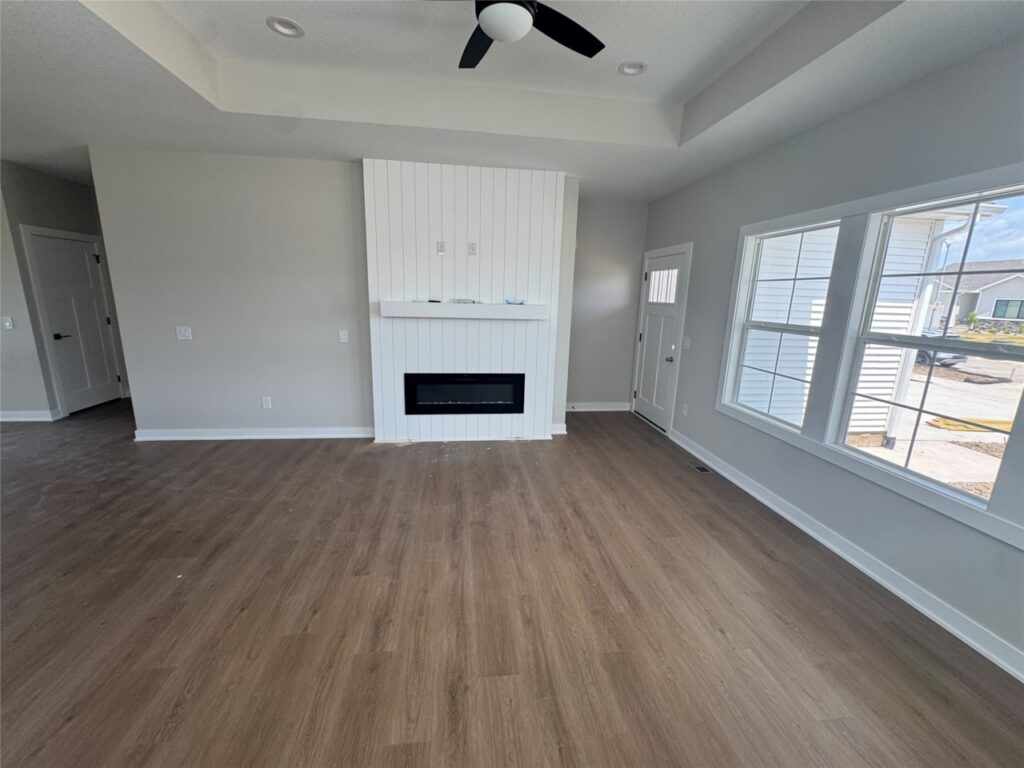 Move In Ready Homes for sale at 1820 Tuscany Dr SE in Altoona, IA