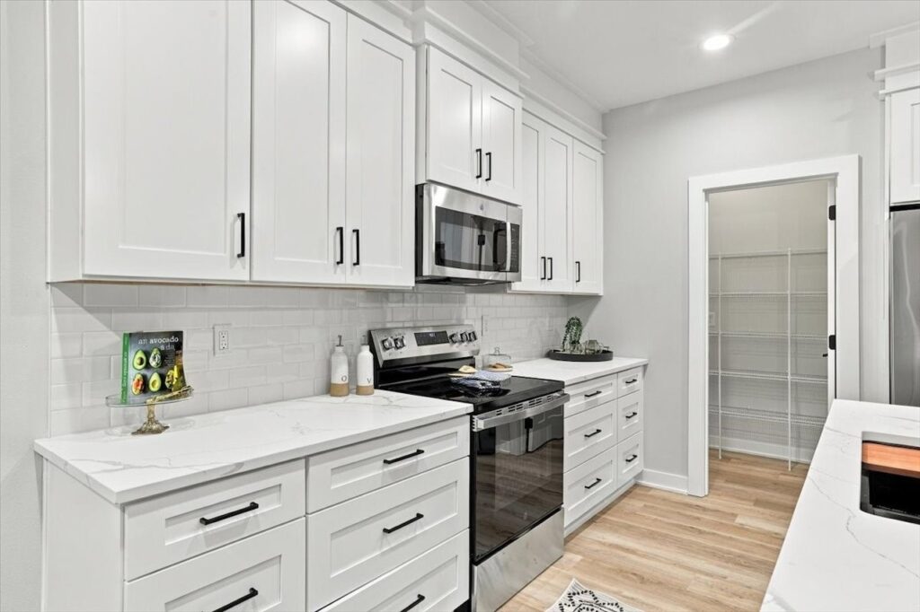 Available and Move in Ready Homes for sale at 1041 2nd St NE Altoona, IA 50009