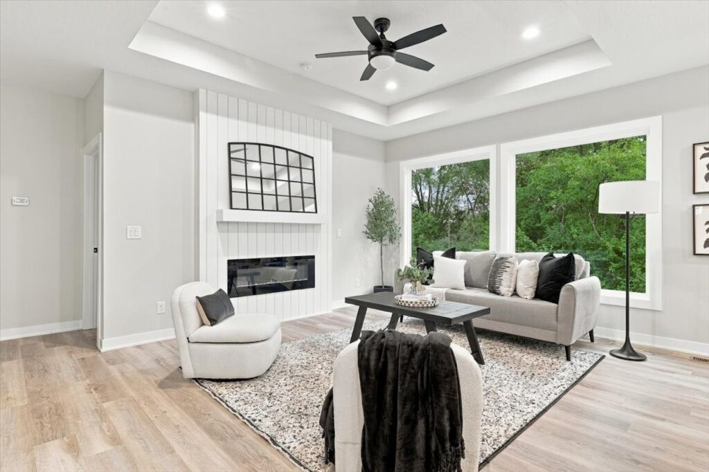 Available and Move in Ready Homes for sale at 1041 2nd St NE Altoona, IA 50009