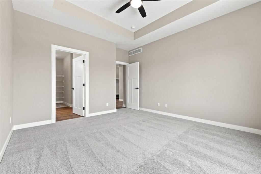 Available Homes and Move In Ready Homes for sale 515 NW Georgetown Dr in Waukee, IA