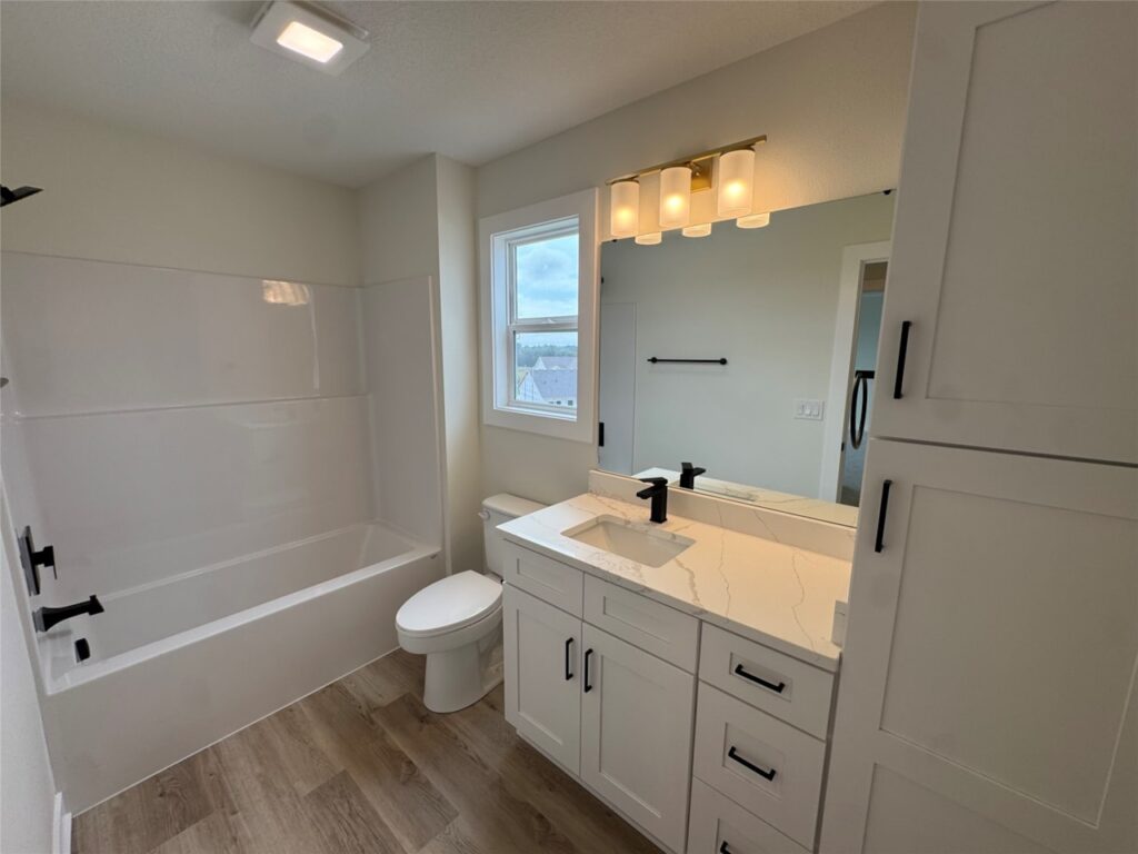 Available Homes for sale and Move In Ready Homes For Sale at 1647 20th Ave SE in Altoona, IA