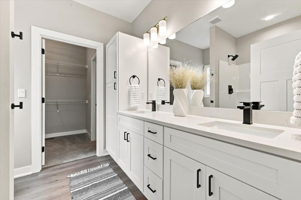 Available Homes for sale and Move in ready homes for sale at 1320 NW Yorktown Dr in Waukee, IA