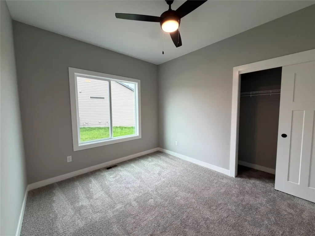 Available and Move In Ready Homes for sale at 665 NW Georgetown Dr Waukee, IA 50263 (13)