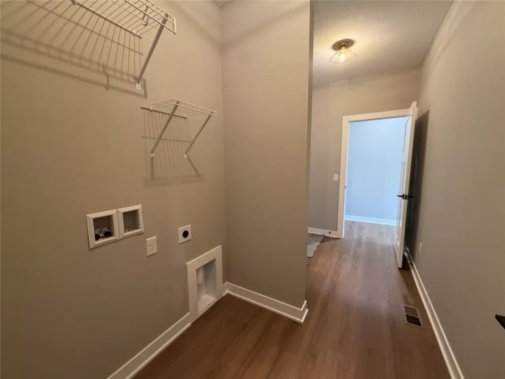 Available and Move In Ready Homes for sale at 665 NW Georgetown Dr Waukee, IA 50263 (14)