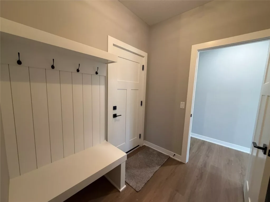 Available and Move In Ready Homes for sale at 665 NW Georgetown Dr Waukee, IA 50263 (15)