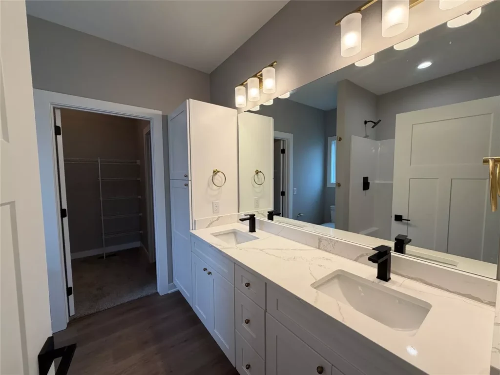 Available and Move In Ready Homes for sale at 665 NW Georgetown Dr Waukee, IA 50263